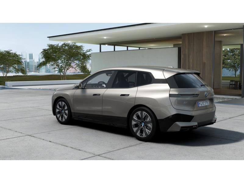 BMW Ix xdrive40 pacchetto sportivo