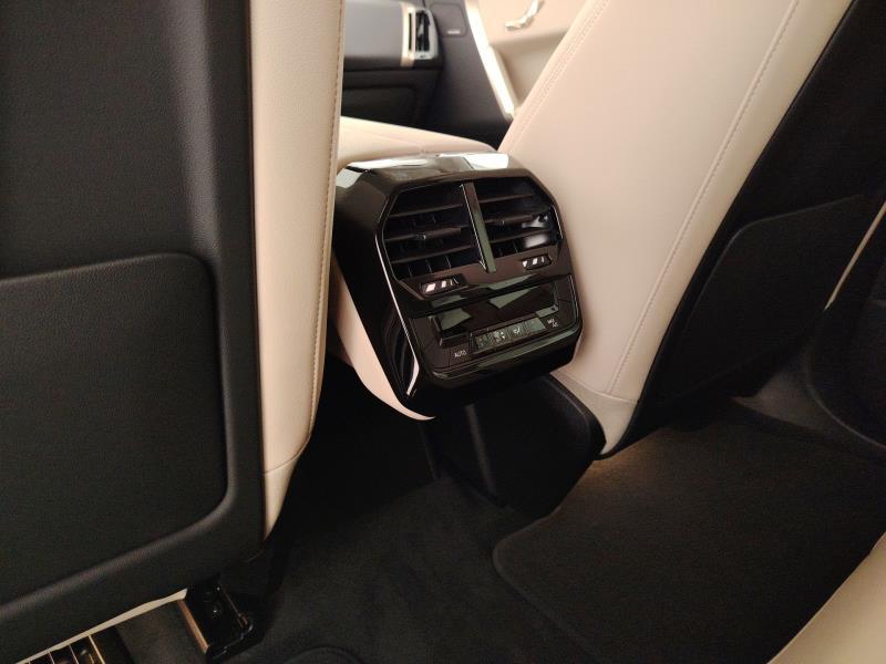 BMW Ix xdrive40 pacchetto sportivo