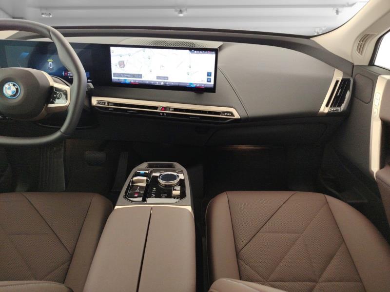 BMW Ix xdrive40 pacchetto sportivo