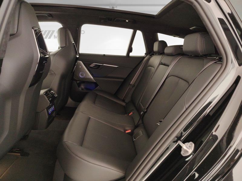 BMW M5 touring 4.4 727cv auto