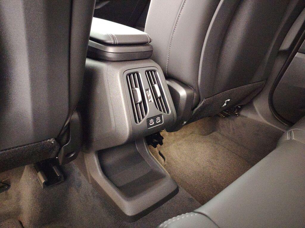 BMW X1 xdrive23d mhev 48v x-line auto