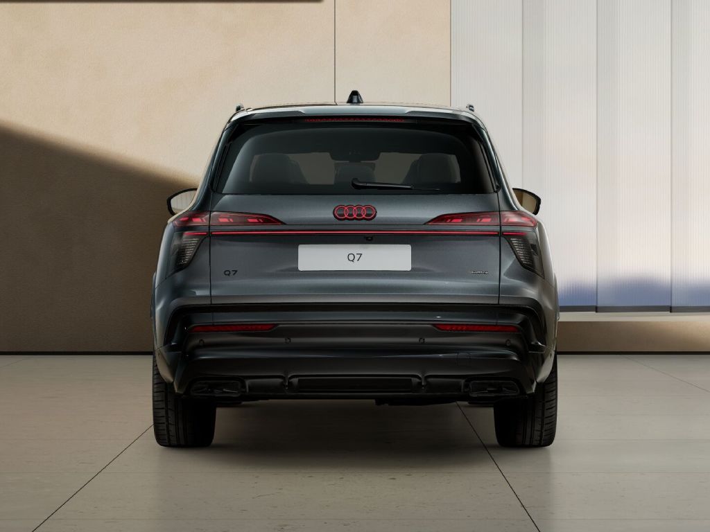 AUDI Q7 TDI quattro 220 kW S tiptronic Identity
