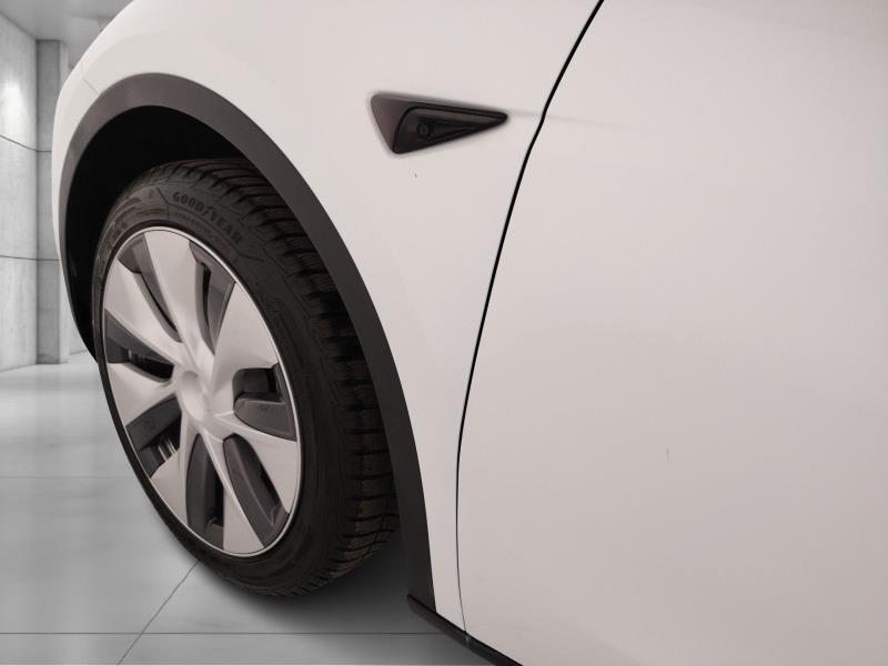 TESLA Model y long range dual motor awd
