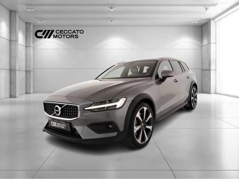 VOLVO V60 cross country 2.0 d4 polestar pro awd 200cv geartronic