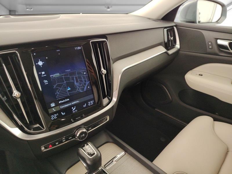 VOLVO V60 cross country 2.0 d4 polestar pro awd 200cv geartronic