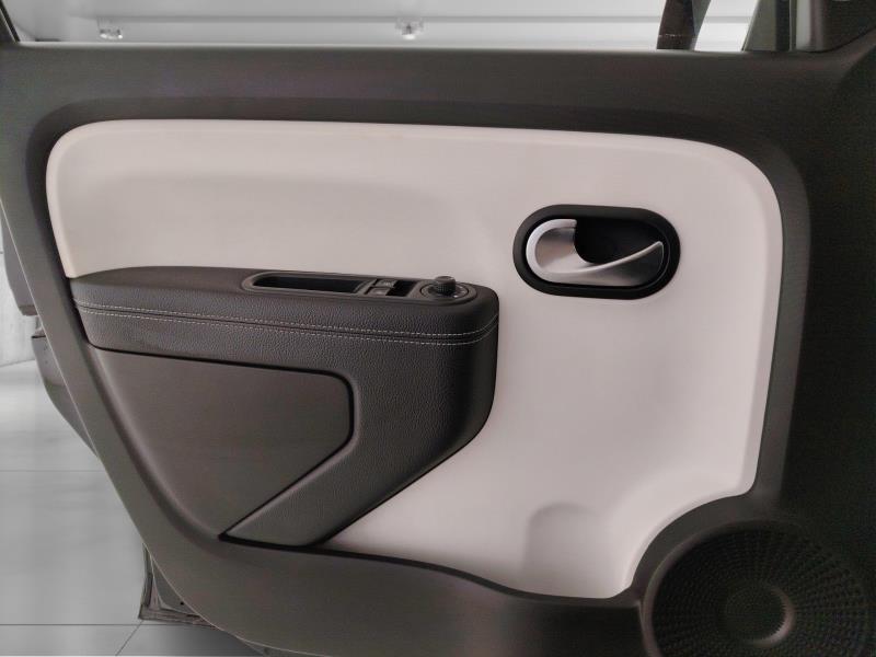 RENAULT Twingo 22kwh intens