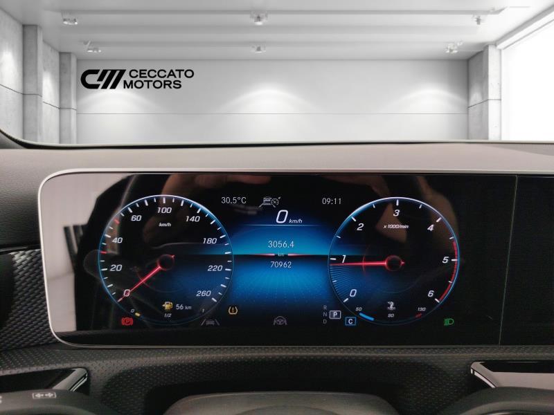 MERCEDES A 180 d sport auto