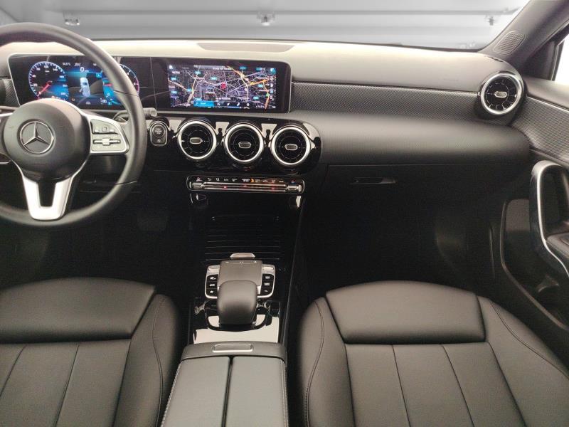 MERCEDES A 180 d sport auto