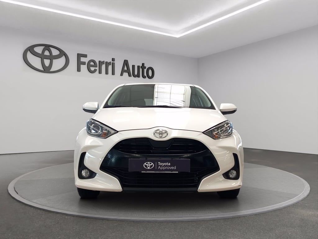 TOYOTA Yaris 1.0 active