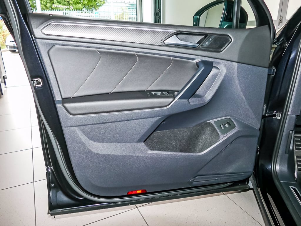 VOLKSWAGEN Tiguan 2.0 tdi r-line 150cv dsg