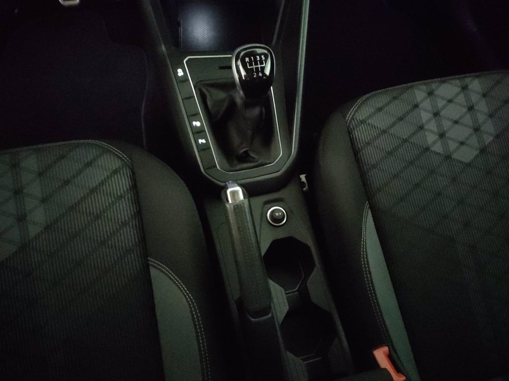 VOLKSWAGEN Polo 1.0 tsi r-line 95cv