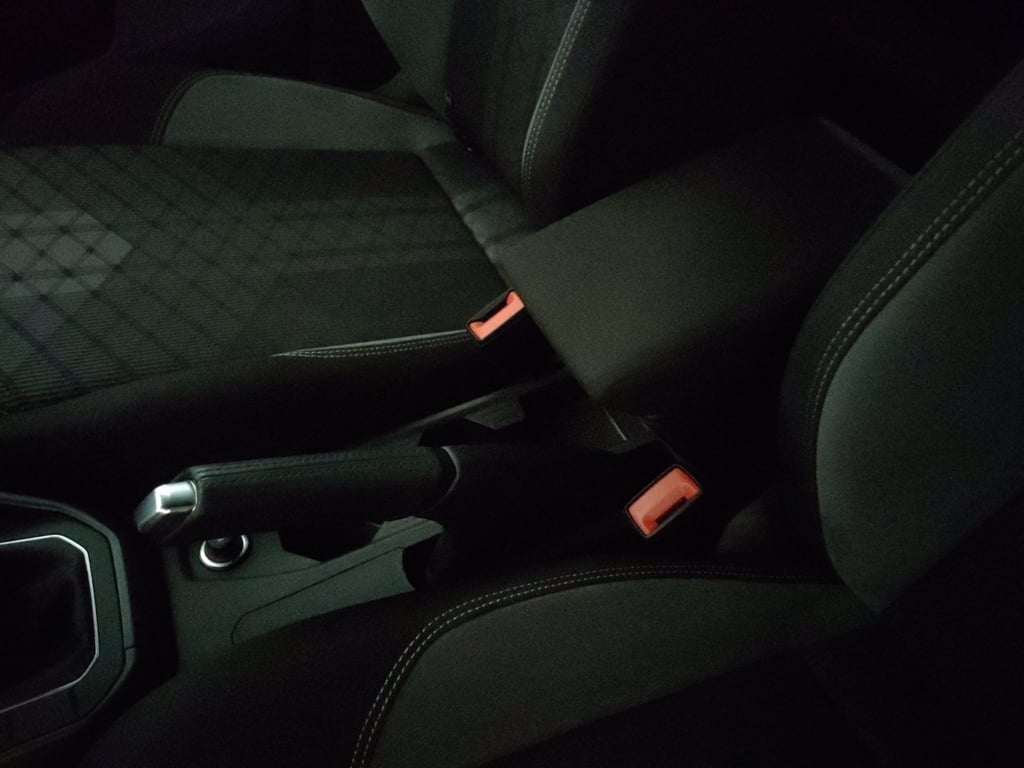 VOLKSWAGEN Polo 1.0 tsi r-line 95cv