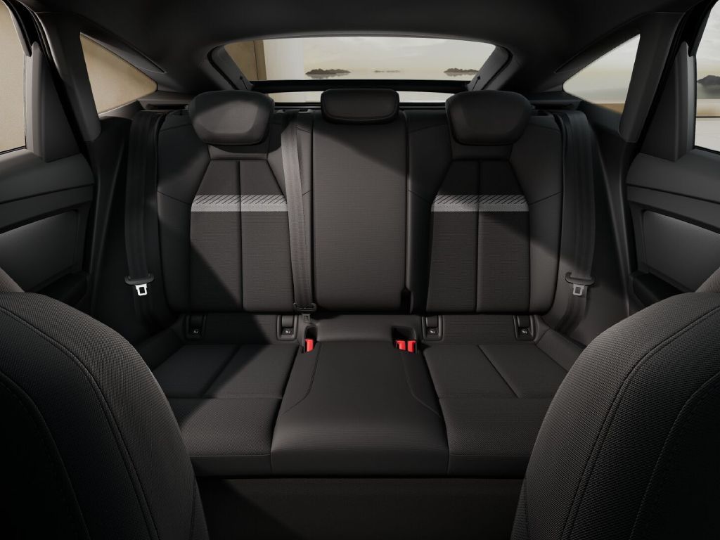 AUDI Q4 sportback e-tron performance business 286cv