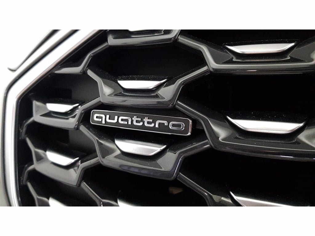 AUDI Q5 sportback 40 2.0 tdi mhev 12v s line plus quattro s-tronic