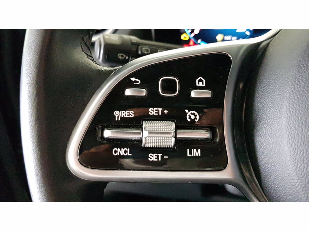 MERCEDES Gla 220 d sport plus 4matic auto