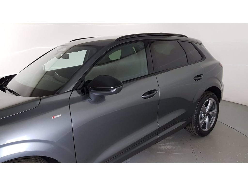 AUDI Q3 2.0 tdi business 150cv s-tronic
