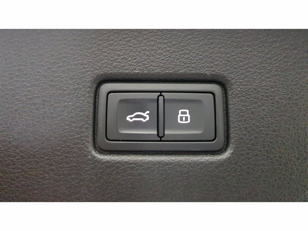 AUDI Q5 sportback 40 2.0 tdi mhev 12v s line quattro s-tronic