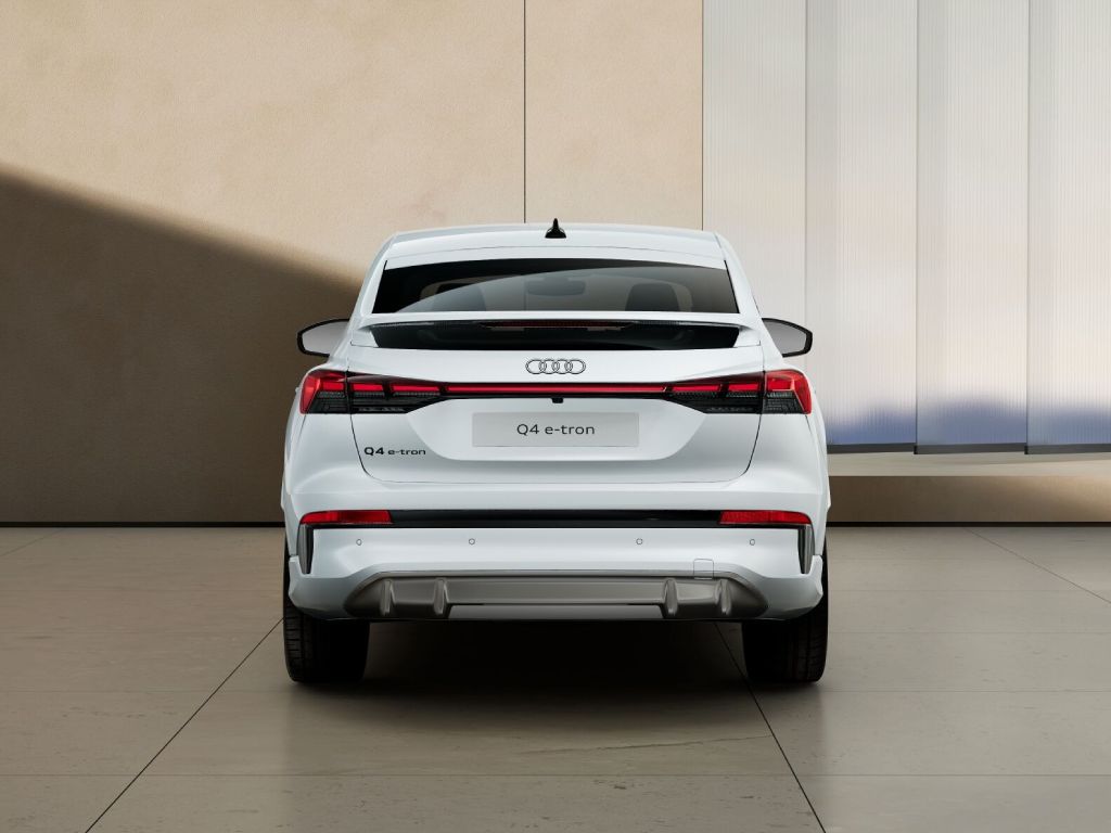 AUDI Q4 SBP e-tron performance S Line