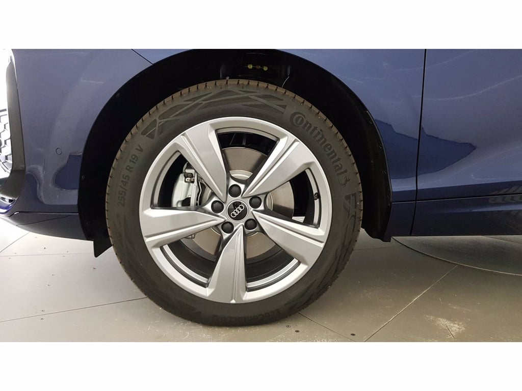AUDI Q3 2.0 tdi business 150cv s-tronic