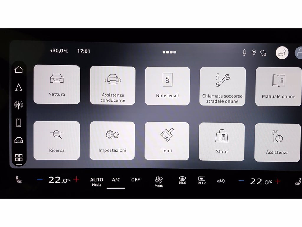 AUDI Q3 2.0 tdi business 150cv s-tronic