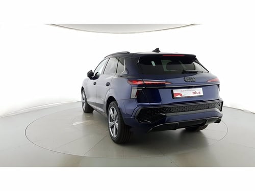 AUDI Q3 2.0 tdi business 150cv s-tronic