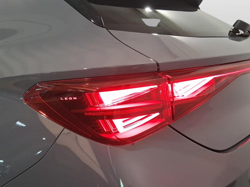 CUPRA Leon 1.5 e-hybrid 204cv dsg