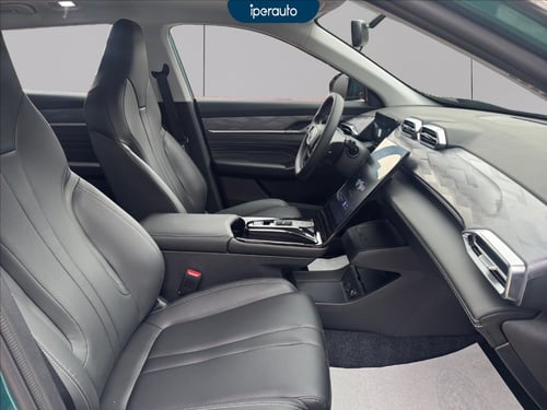DONGFENG Mage 1.5 t E2 320T dct