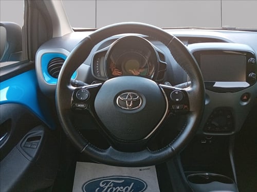 TOYOTA Aygo 5p 1.0 x-cool m-mt 72cv