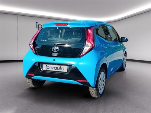TOYOTA Aygo 5p 1.0 x-cool m-mt 72cv