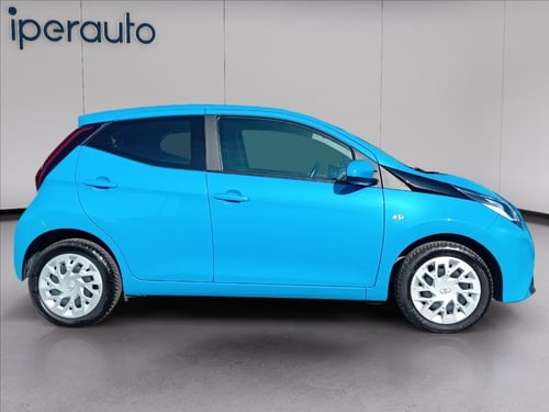 TOYOTA Aygo 5p 1.0 x-cool m-mt 72cv