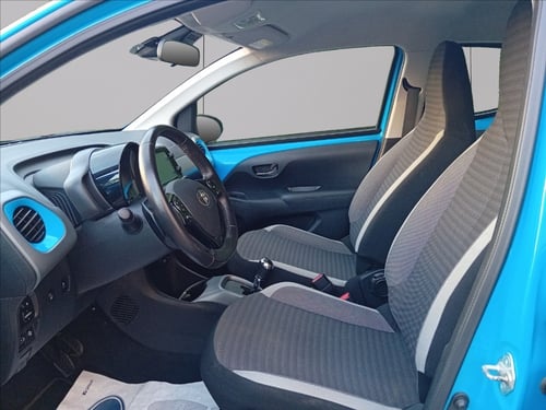 TOYOTA Aygo 5p 1.0 x-cool m-mt 72cv