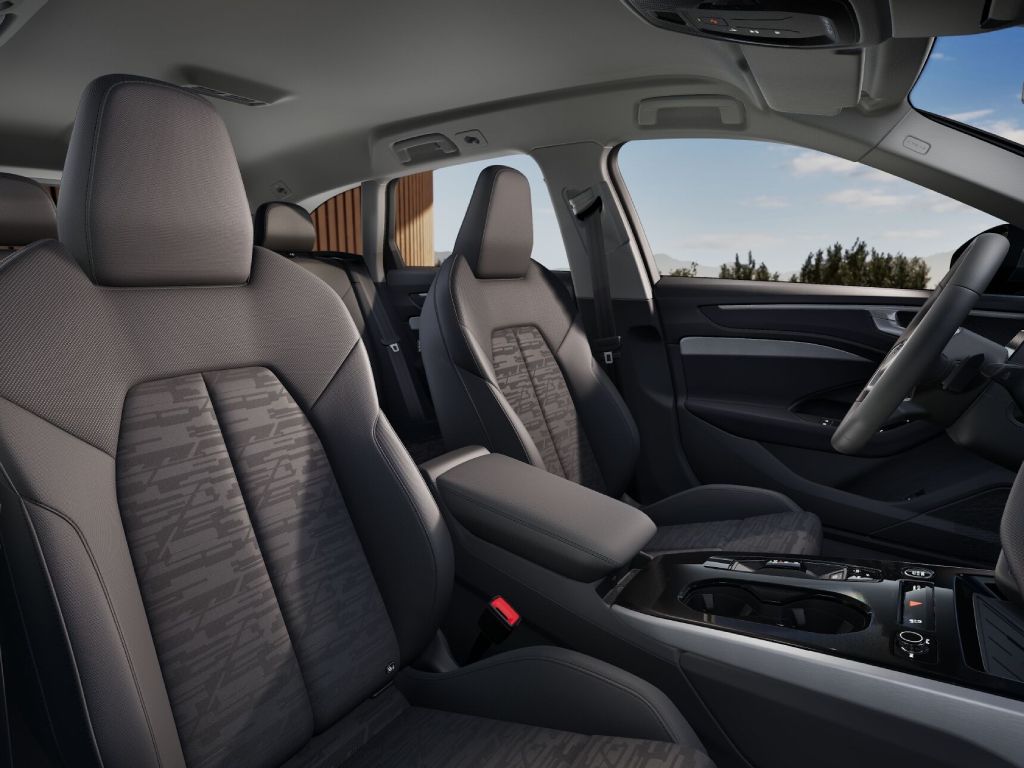 AUDI A6 Avant TDI 220 kW S tronic quattro Business