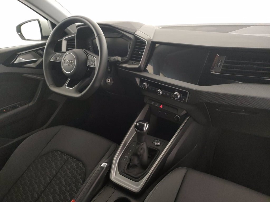 AUDI A1 sportback 30 1.0 tfsi business 116cv s-tronic