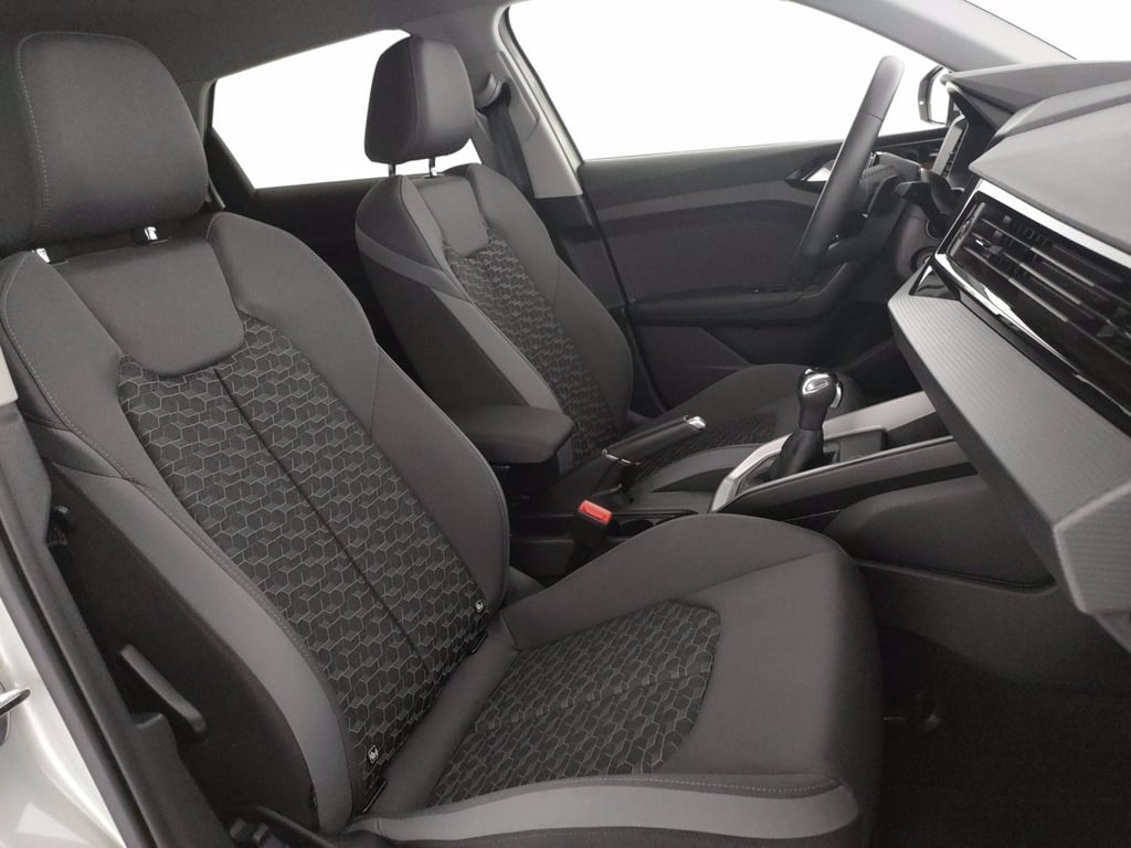 AUDI A1 sportback 30 1.0 tfsi business 116cv s-tronic