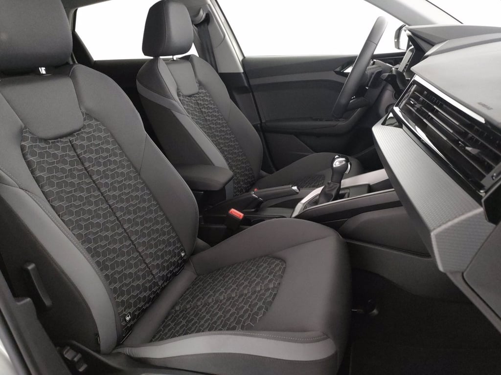 AUDI A1 sportback 30 1.0 tfsi business 116cv s-tronic