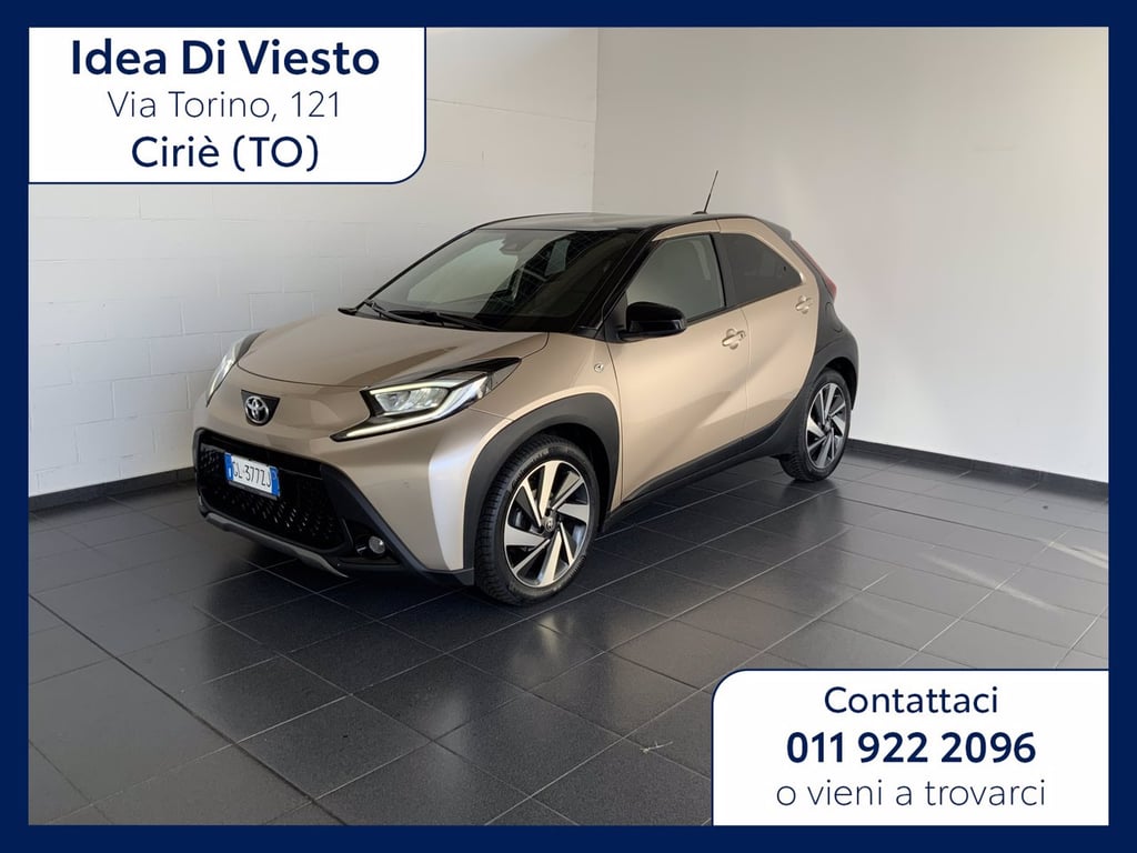 TOYOTA Aygo x 1.0 lounge 72cv
