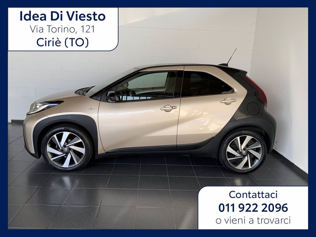 TOYOTA Aygo x 1.0 lounge 72cv