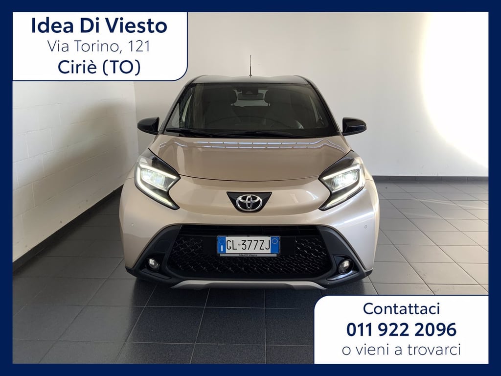 TOYOTA Aygo x 1.0 lounge 72cv
