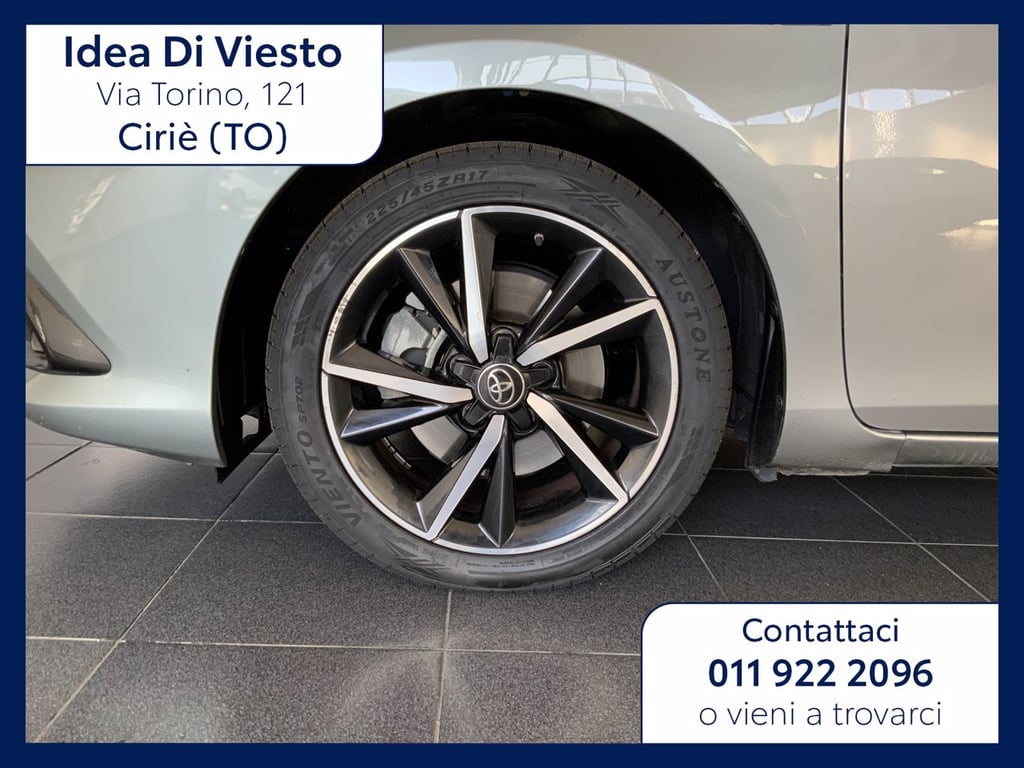 TOYOTA Auris 1.8h style cvt