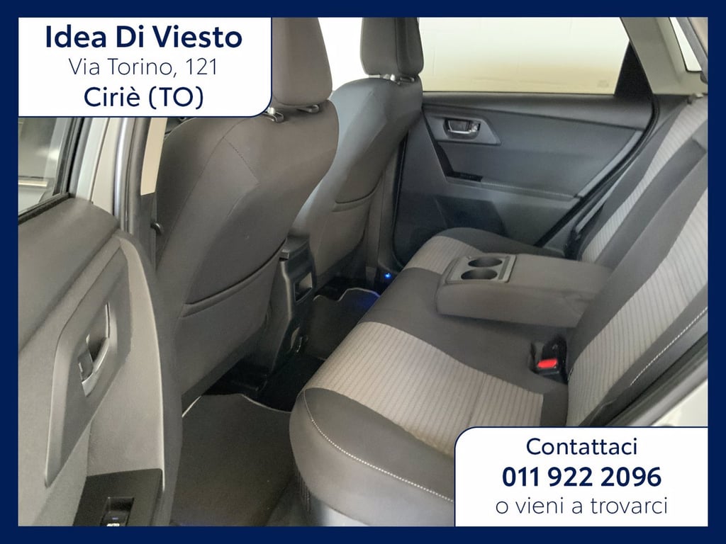 TOYOTA Auris 1.8h style cvt
