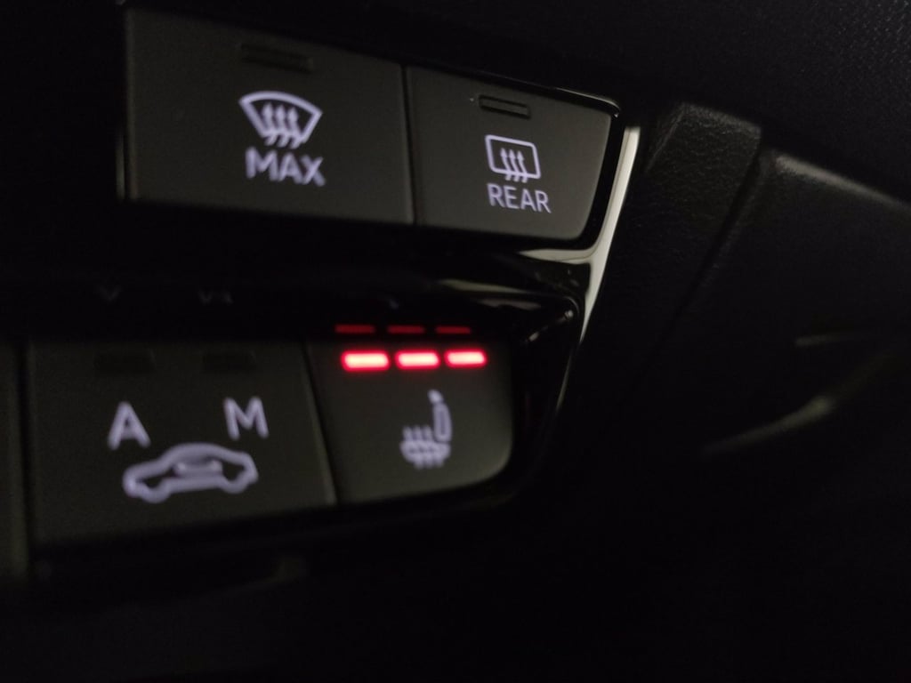 AUDI A3 allstreet 1.5 tfsi mhev identity contrast 150cv s-tronic