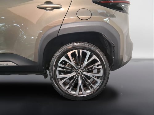 TOYOTA Yaris cross 1.5h lounge awd-i 116cv e-cvt
