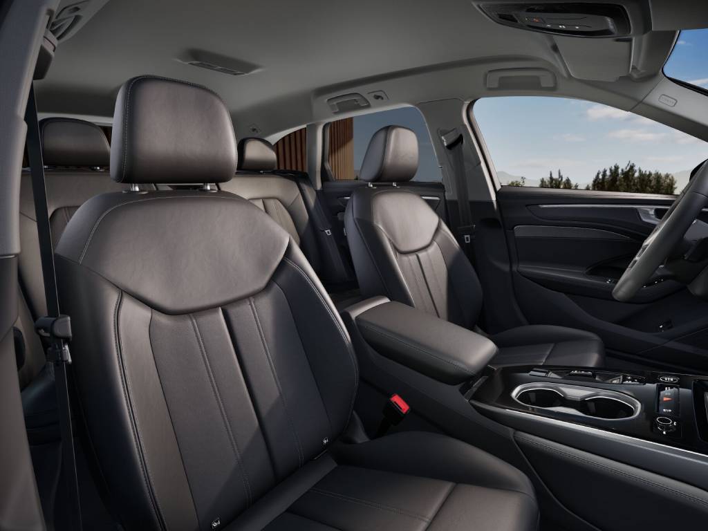 AUDI A6 Avant e-hybrid 270 kW S tronic quattro S line edition