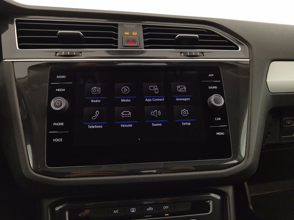 VOLKSWAGEN Tiguan 1.6 tdi urban 115cv