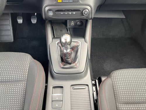 FORD Focus 1.0t ecoboost h st-line x 125cv