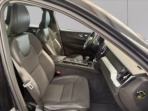 VOLVO XC60 2.0 d5 Inscription awd geartronic my18