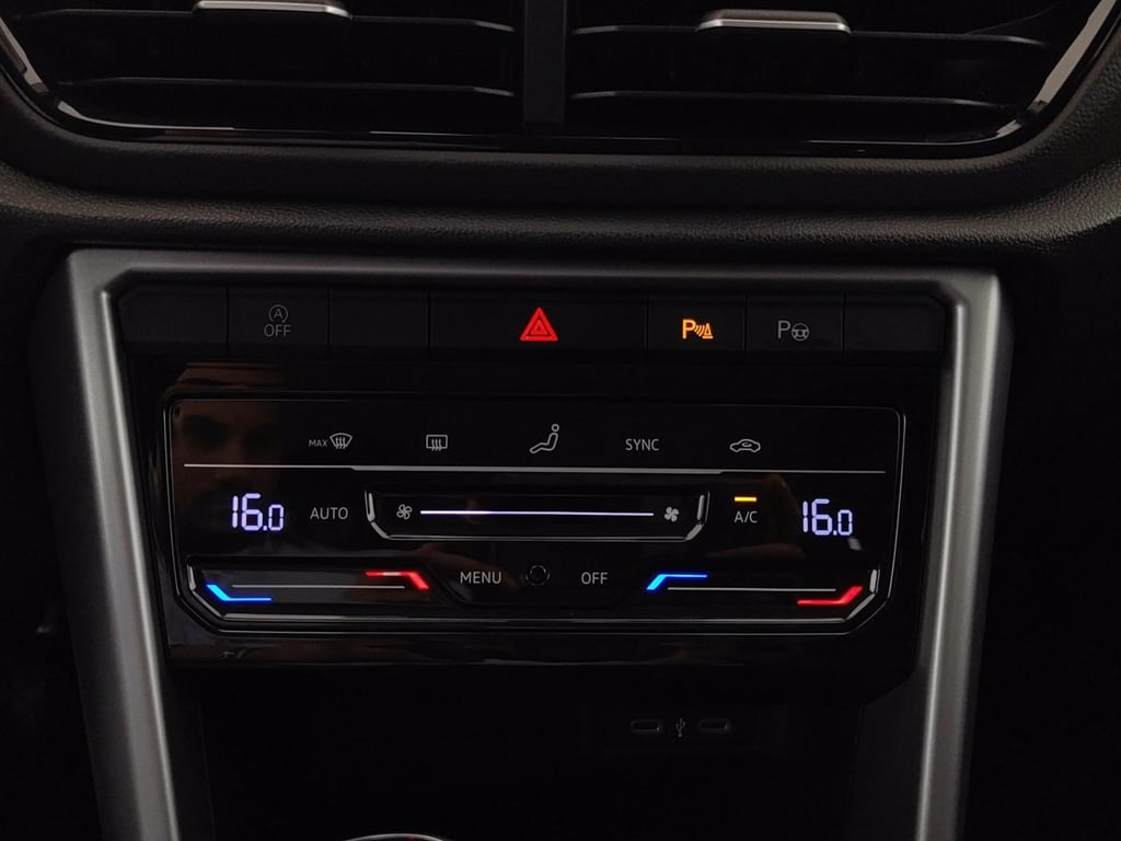 VOLKSWAGEN T-roc 1.0 tsi sport