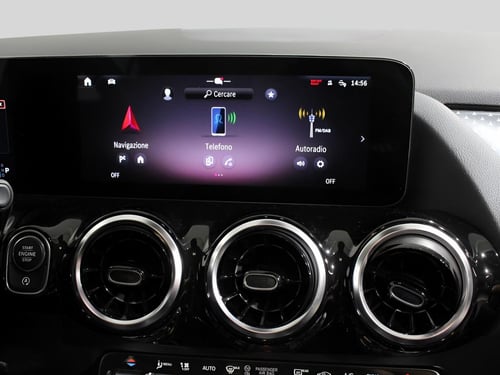 MERCEDES Gla 180 progressive advanced auto