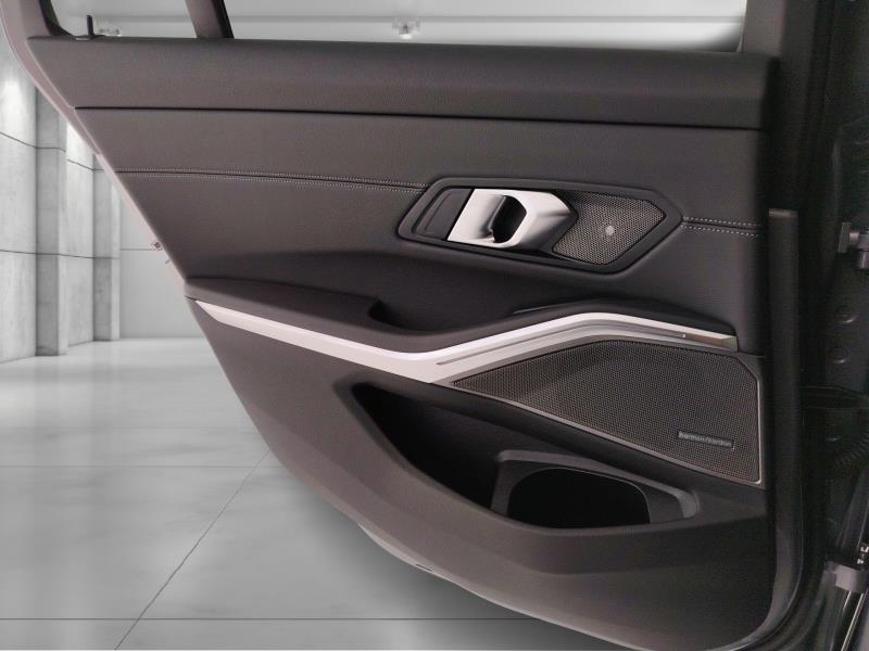 BMW 330d touring mhev 48v xdrive msport pro auto