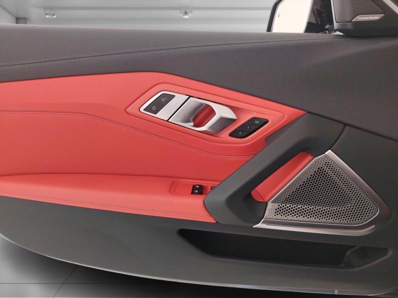 BMW Z4 m40i auto